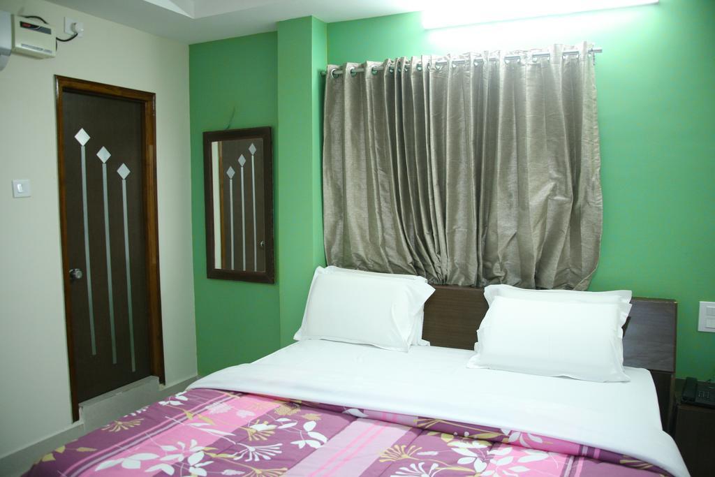 KVP Inn Tirupati Ruang foto