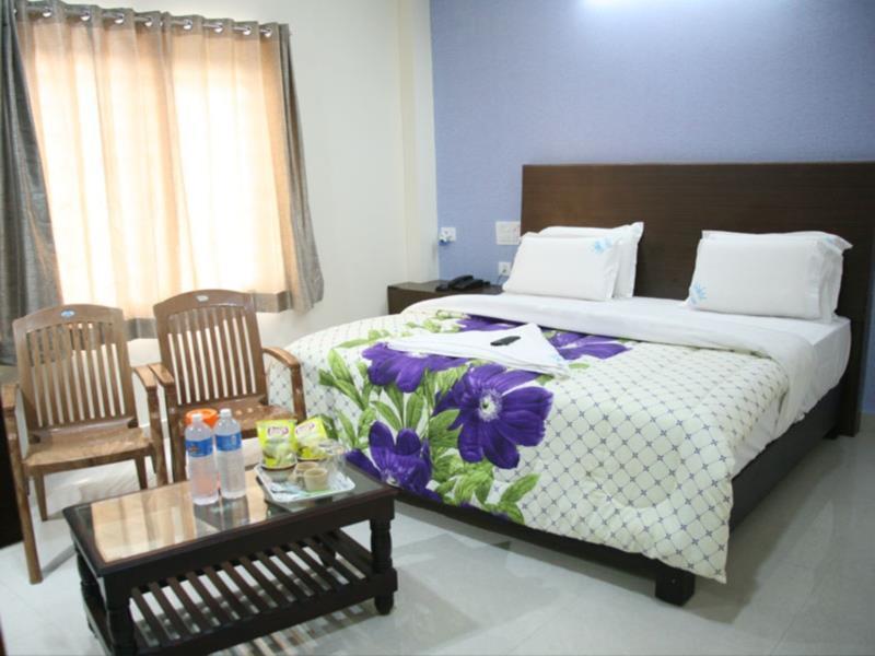 KVP Inn Tirupati Bagian luar foto